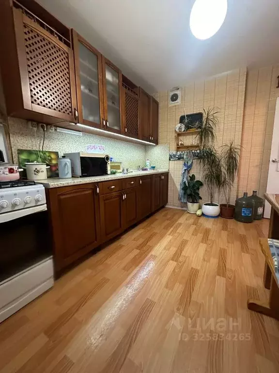 3-к кв. Псковская область, Псков ул. Юности, 7 (67.3 м) - Фото 2