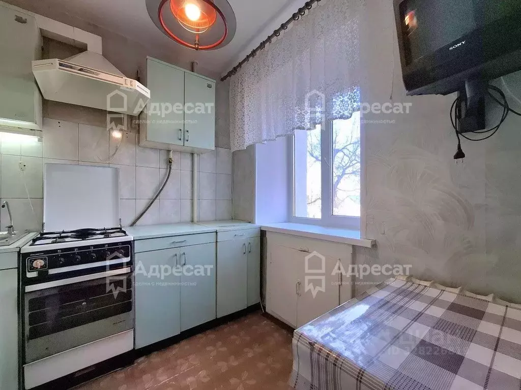 1-к кв. Волгоградская область, Волгоград ул. Германа Титова, 52 (29.9 ... - Фото 2