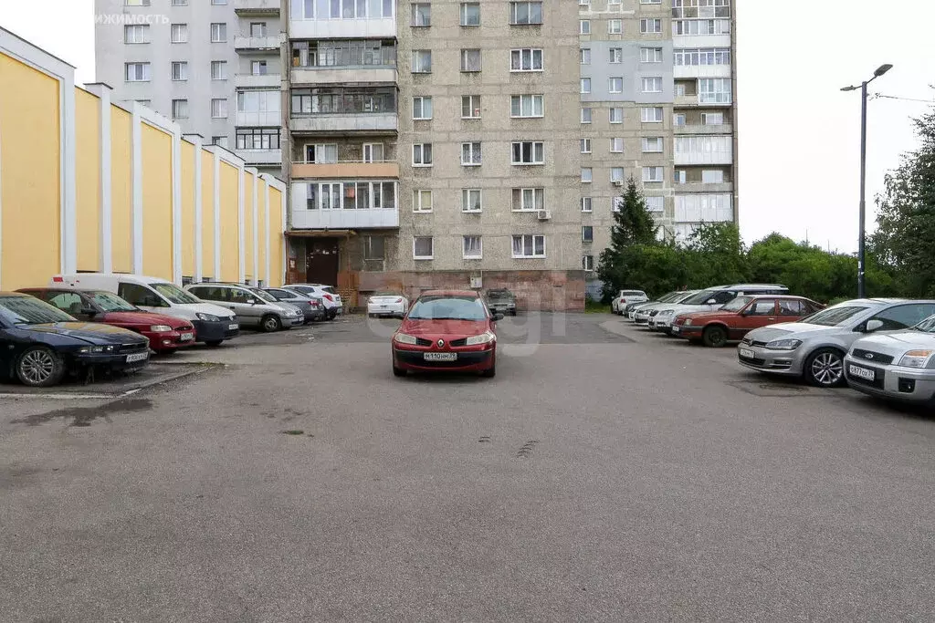 3-комнатная квартира: Калининград, Московский проспект, 72 (65.5 м) - Фото 1