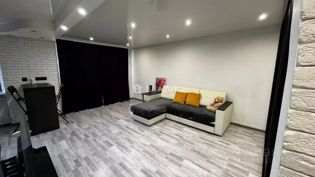 Студия Бурятия, Улан-Удэ ул. Комарова, 16 (30.0 м) - Фото 1