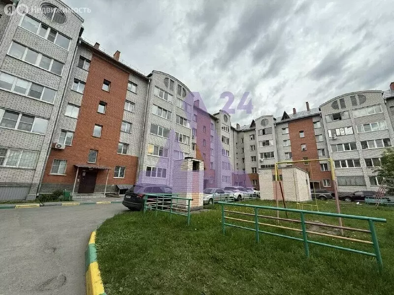 1-комнатная квартира: Барнаул, Лазурная улица, 40 (37 м) - Фото 0