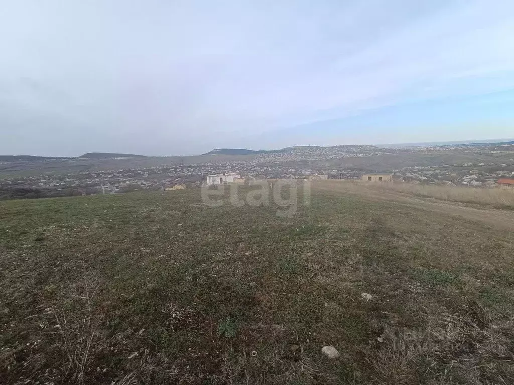 Участок в Крым, Симферопольский район, Перовское с/пос, с. Украинка ... - Фото 1