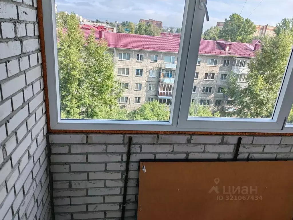 1-к кв. Омская область, Омск Заозерный мкр, ул. Сергея Тюленина, 12 ... - Фото 1