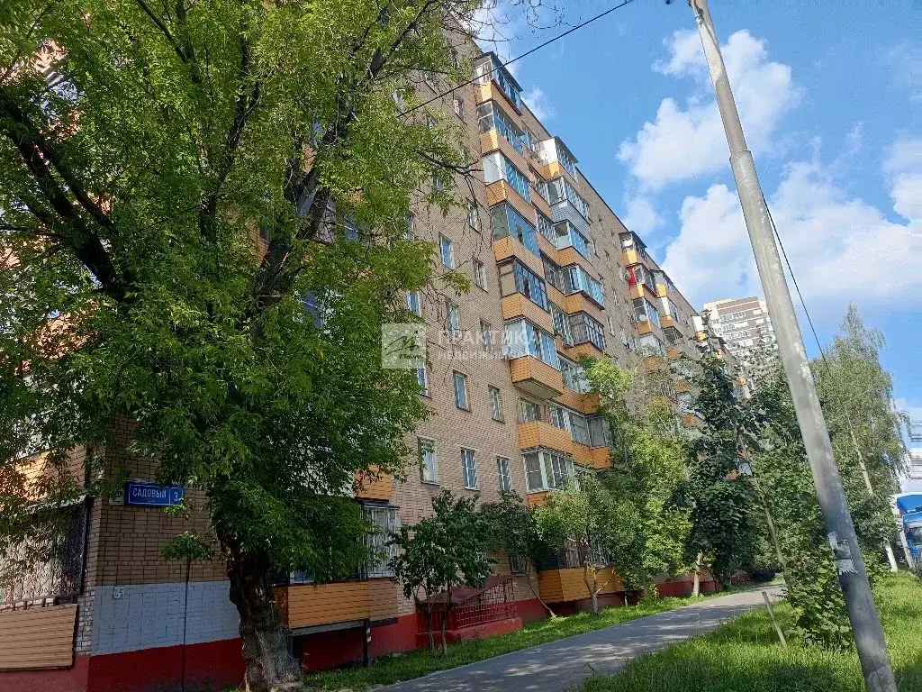 Продается 3-комнатная квартира - Фото 1