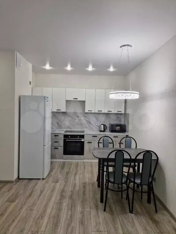 3-к. квартира, 60 м, 10/24 эт. - Фото 1