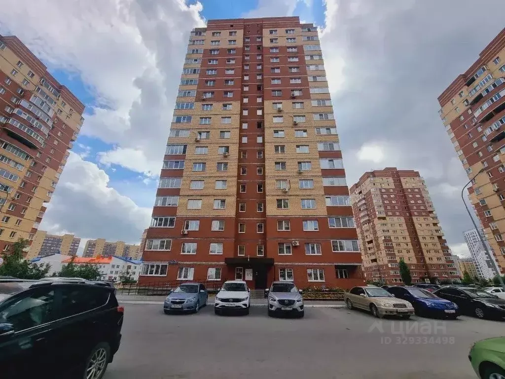 2-к кв. Тюменская область, Тюмень ул. Бориса Житкова, 8 (58.0 м) - Фото 1