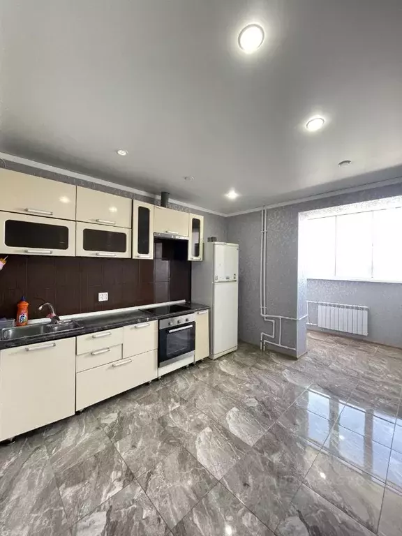 3-к кв. Оренбургская область, Оренбург ул. Автомобилистов, 2Д (75.0 м) - Фото 1