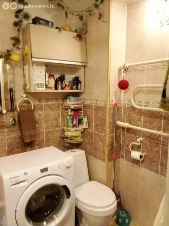 3-комнатная квартира: Новокузнецк, улица Грдины, 28 (59.3 м) - Фото 1