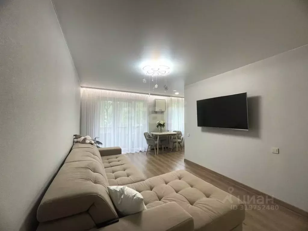 3-к кв. Приморский край, Владивосток Сахалинская ул., 19 (61.0 м) - Фото 0