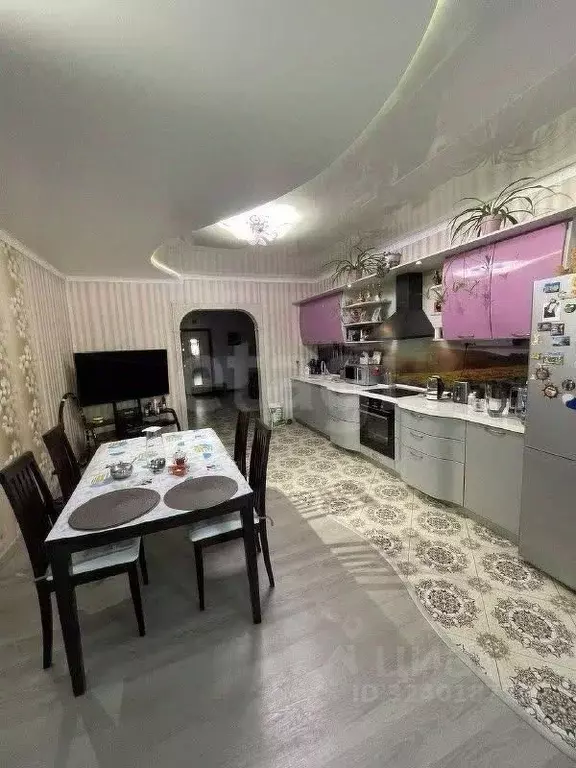 3-к кв. Забайкальский край, Чита Крайняя ул., 10 (85.6 м) - Фото 0