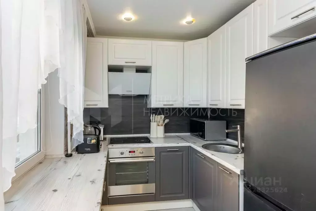 2-к кв. Тюменская область, Тюмень Метелева мкр, ул. Метелевская, 4 ... - Фото 1