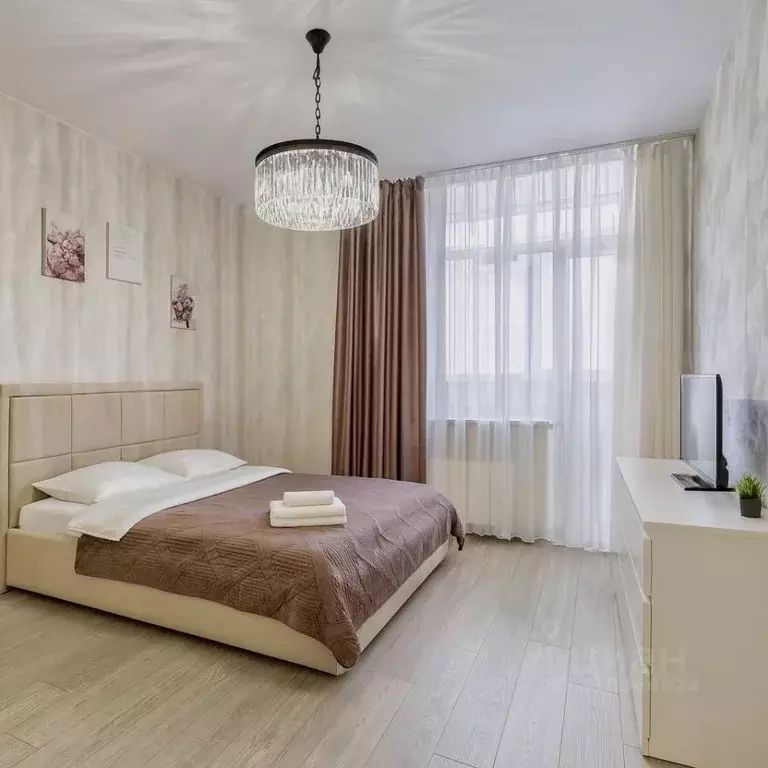 1-к кв. Крым, Симферополь ул. Набережная имени 60-летия СССР, 50к1 ... - Фото 1