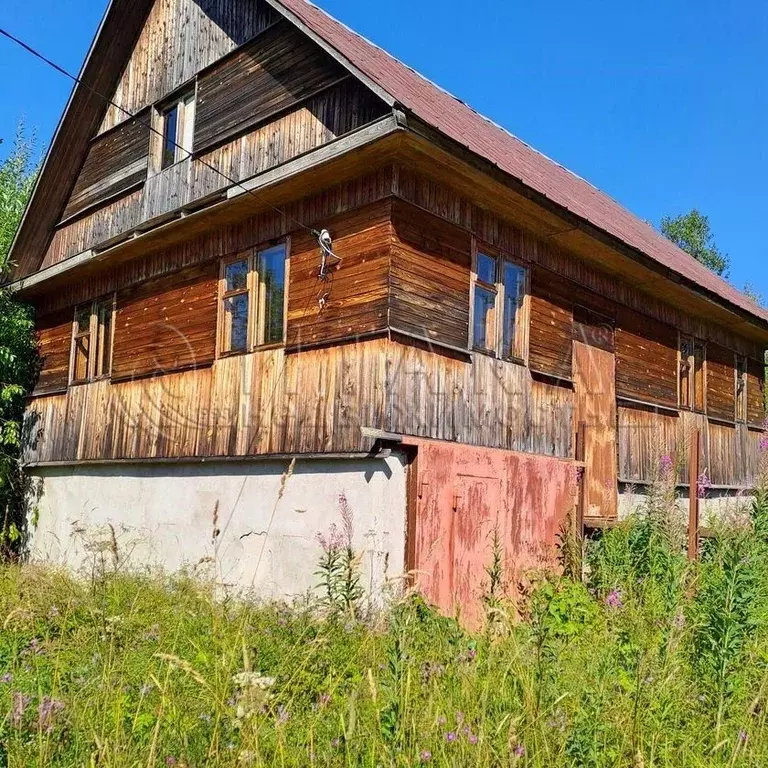 Дом в Ленинградская область, Подпорожское городское поселение, д. ... - Фото 1