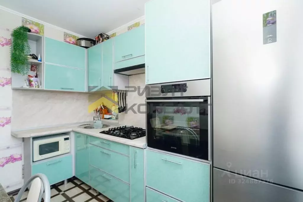 3-к кв. Омская область, Омск Солнечный мкр, ул. Комкова, 6 (58.8 м) - Фото 1