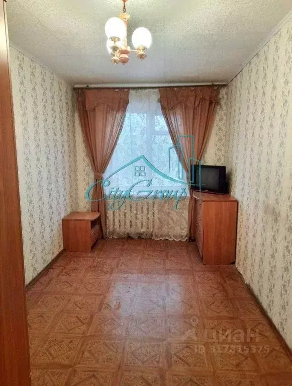 3-к кв. Оренбургская область, Орск Новый город мкр, ул. Короленко, 136 ... - Фото 0