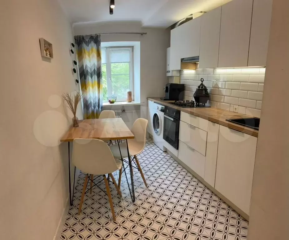 3-к. квартира, 70 м, 2/7 эт. - Фото 0