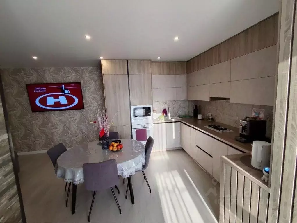 Свободной планировки кв. Калининградская область, Калининград бул. ... - Фото 1