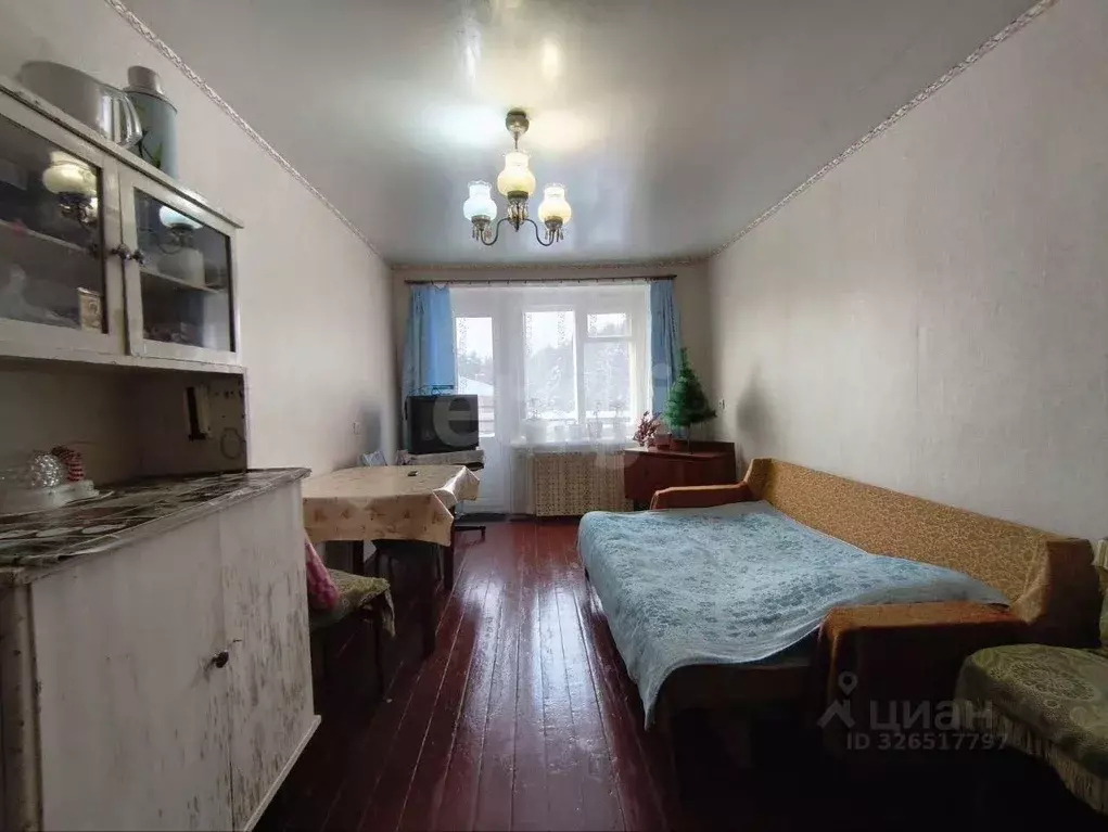 3-к кв. Костромская область, Ветлужский пгт ул. Горького, 2 (58.2 м) - Фото 1