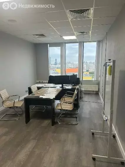 Помещение свободного назначения (601.1 м) - Фото 1