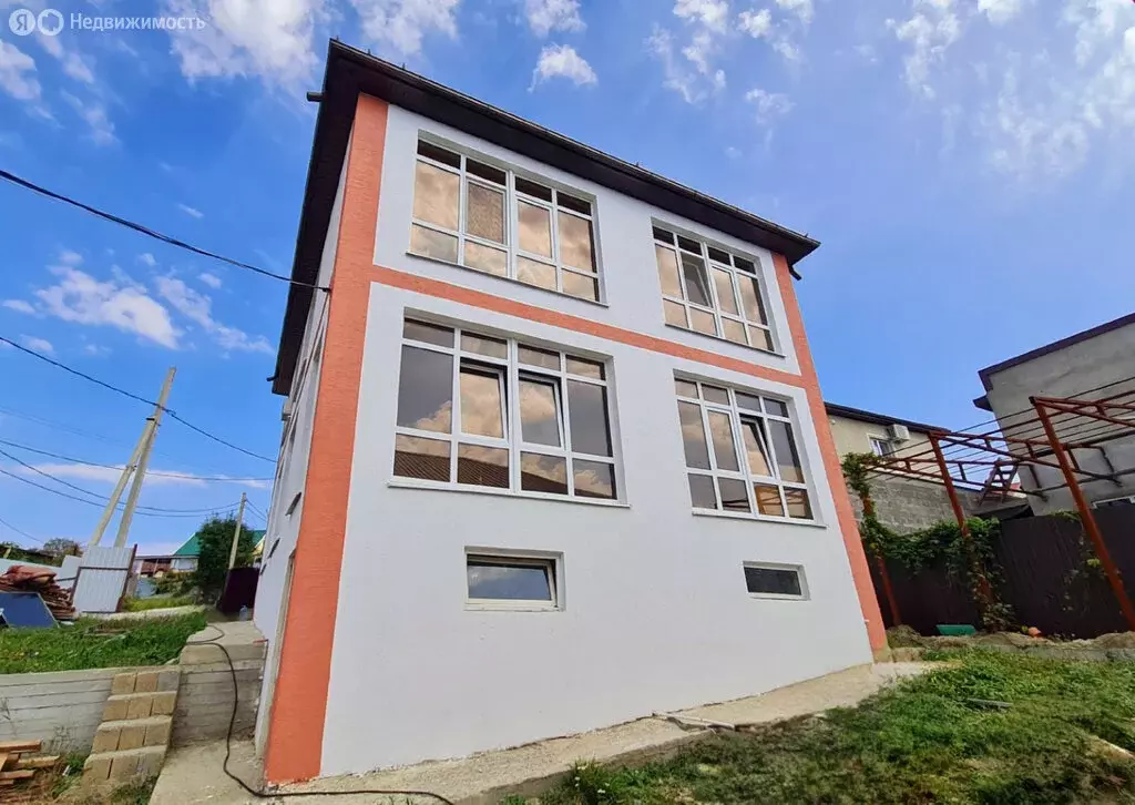 Дом в Новороссийск, улица Осоавиахима (146 м) - Фото 2