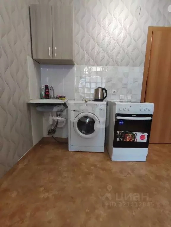 Студия Красноярский край, Красноярск ул. Карамзина, 12 (25.0 м) - Фото 1