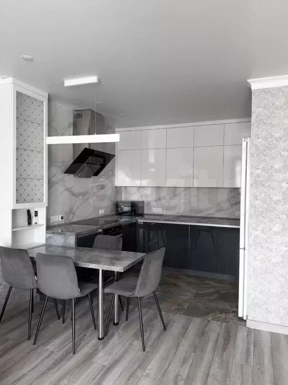 2-к. квартира, 80 м, 7/9 эт. - Фото 1