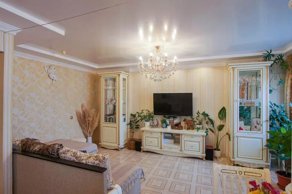 3-к кв. Свердловская область, Екатеринбург ул. Павла Шаманова, 6 (82.5 ... - Фото 1