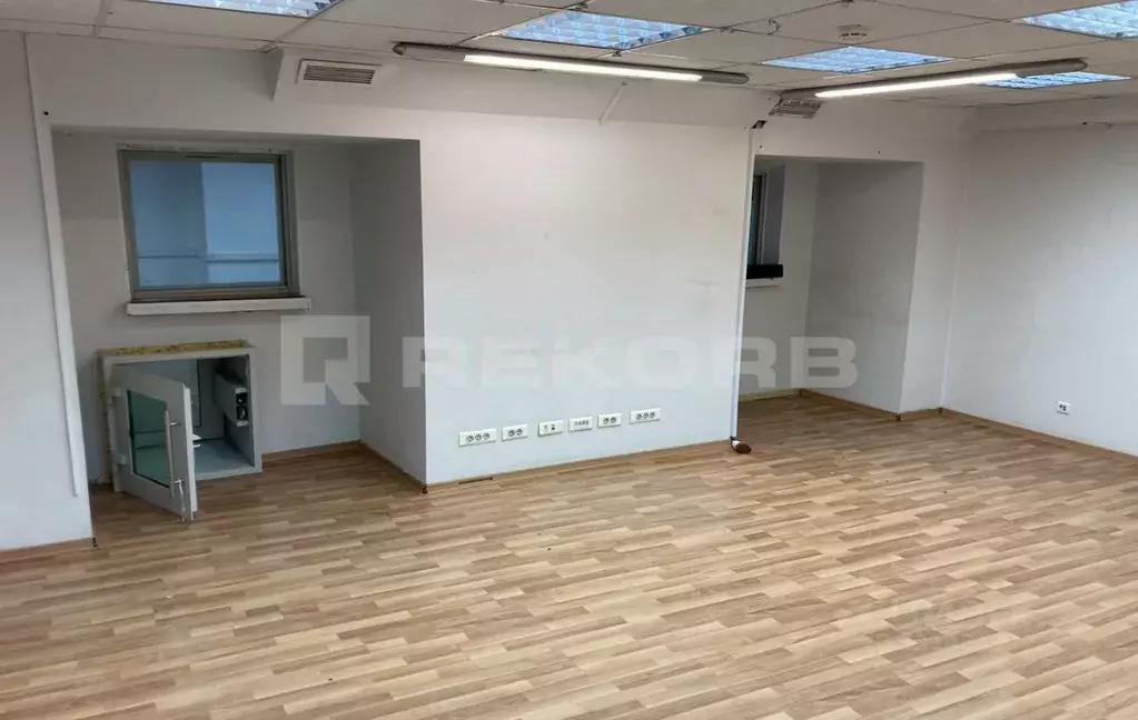 Офис в Санкт-Петербург Итальянская ул., 2 (135 м) - Фото 1