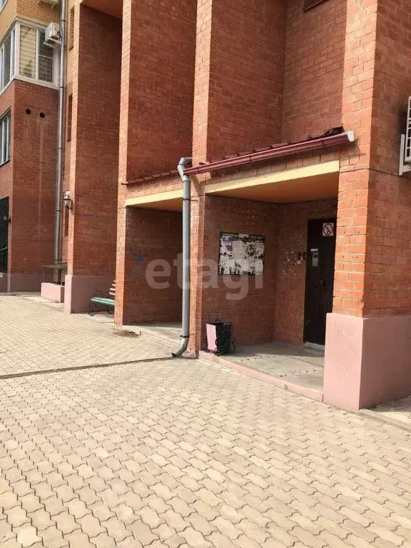 2-к кв. Амурская область, Благовещенск ул. Горького, 174 (90.5 м) - Фото 1