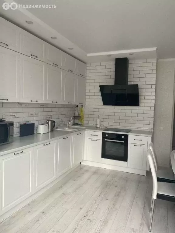 1-комнатная квартира: Краснодар, улица им. Героя Яцкова И.В., 15к1 (38 ... - Фото 1