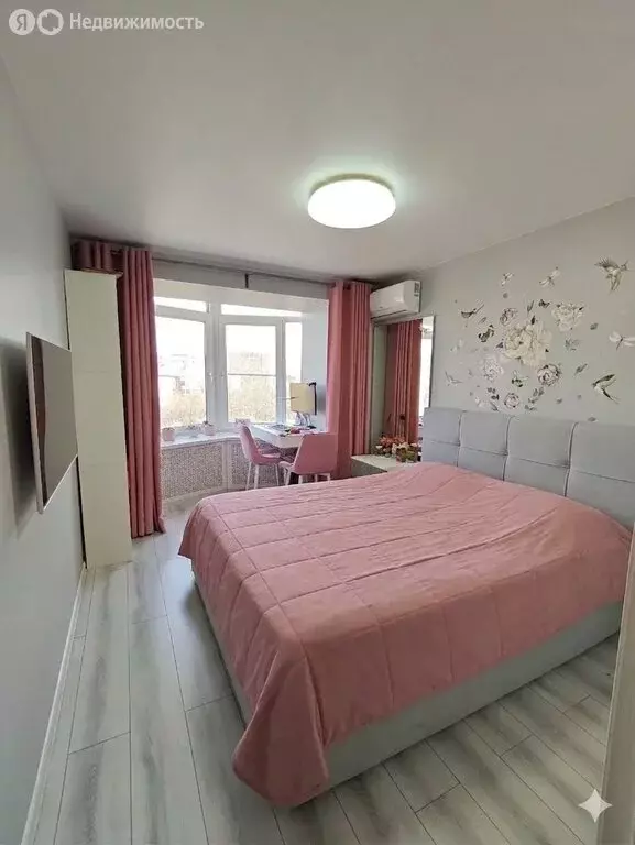 2-комнатная квартира: Нижний Новгород, улица Октябрьской Революции, 51 ... - Фото 2