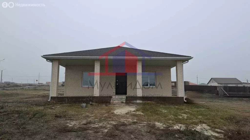 Дом в село Федосеевка, Покровская улица, 8 (115 м) - Фото 1