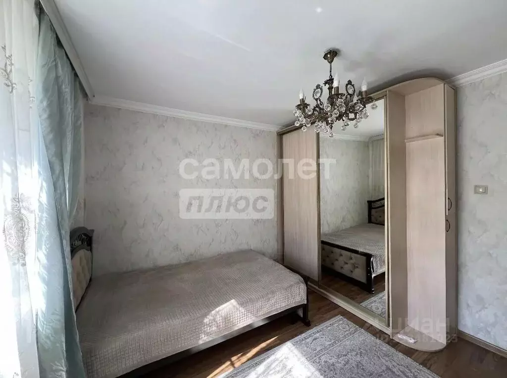 4-к кв. Дагестан, Махачкала ул. Учительская, 13к1 (75.0 м) - Фото 1