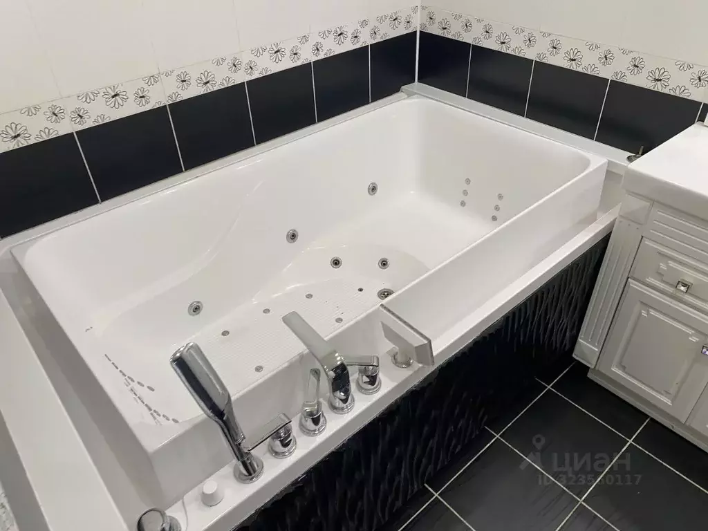 2-к кв. Москва Ярцевская ул., 27к1 (86.0 м) - Фото 1