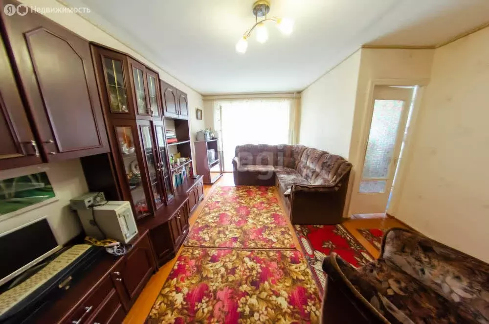 2-комнатная квартира: Шадринск, улица Свердлова, 74 (42.9 м) - Фото 1