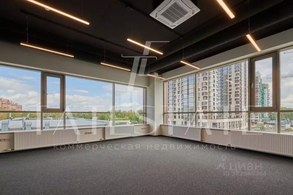 Помещение свободного назначения в Татарстан, Казань ул. Гаврилова, 3 ... - Фото 0