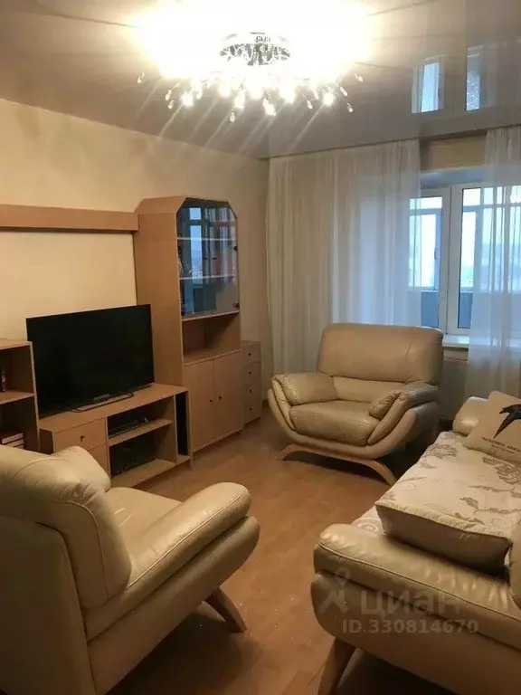 3-к кв. Свердловская область, Екатеринбург ул. Викулова, 48 (65.9 м) - Фото 1