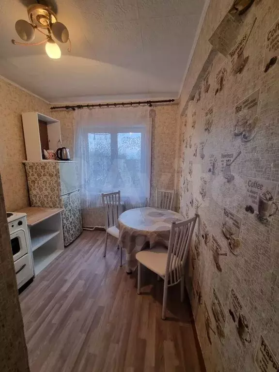 2-к. квартира, 45 м, 5/5 эт. - Фото 0