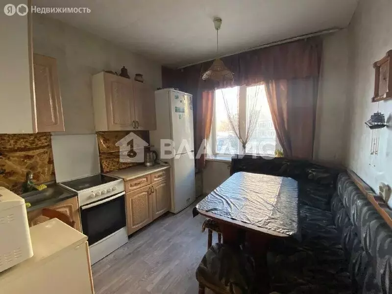 3-комнатная квартира: Бийск, улица Ильи Мухачёва, 228/4 (61.4 м) - Фото 1