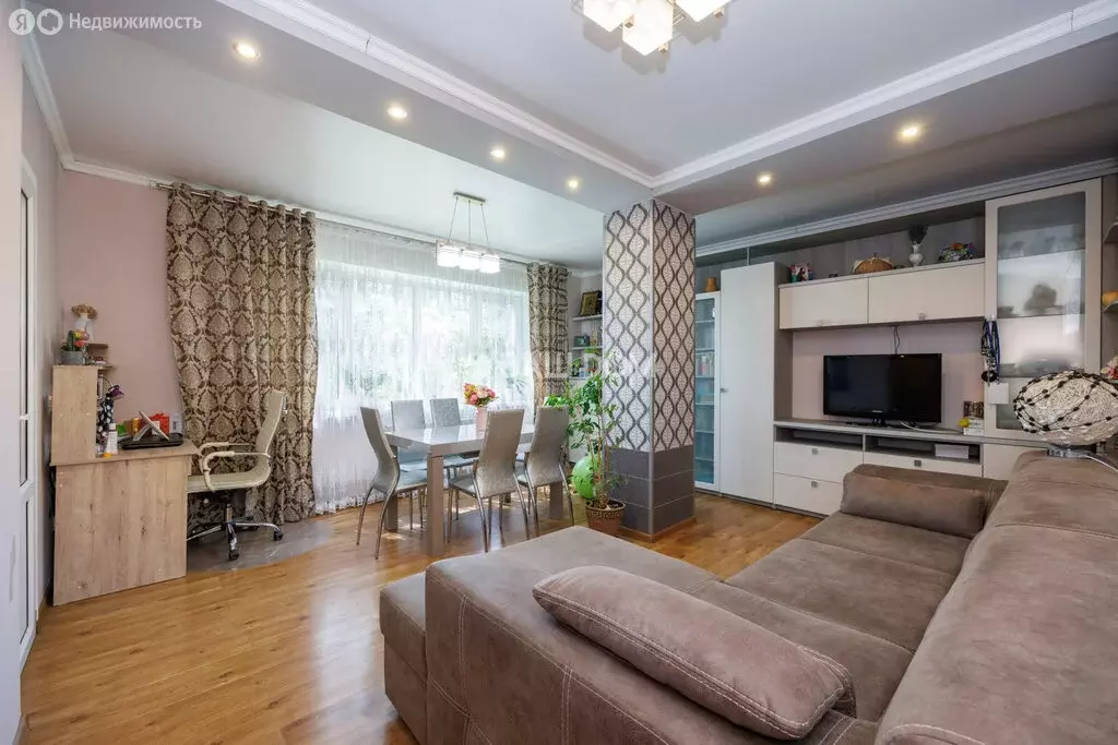 4-комнатная квартира: Супонево, Свенская улица, 2 (98.6 м) - Фото 1