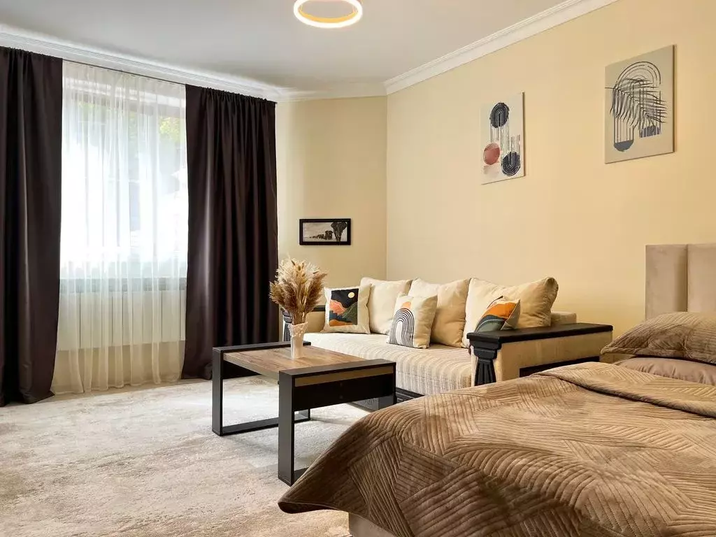 1-к кв. Ставропольский край, Кисловодск ул. Декабристов, 25Б (48.0 м) - Фото 1