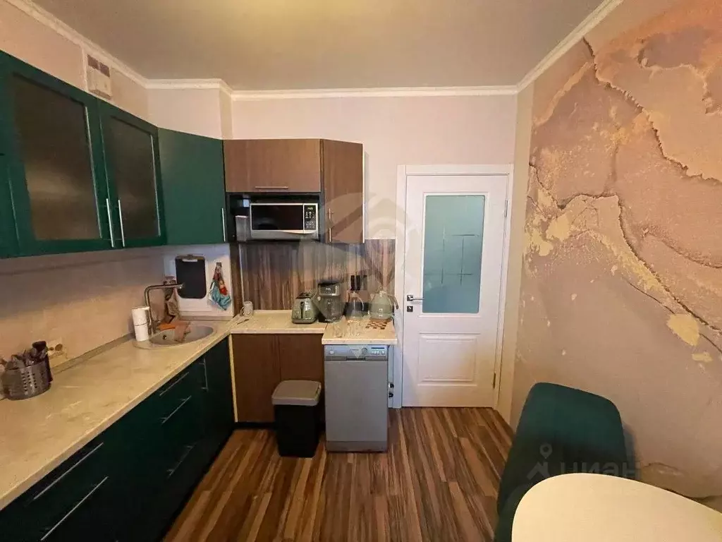 2-к кв. Белгородская область, Старый Оскол Дубрава мкр, 3 кв-л, 33 ... - Фото 0
