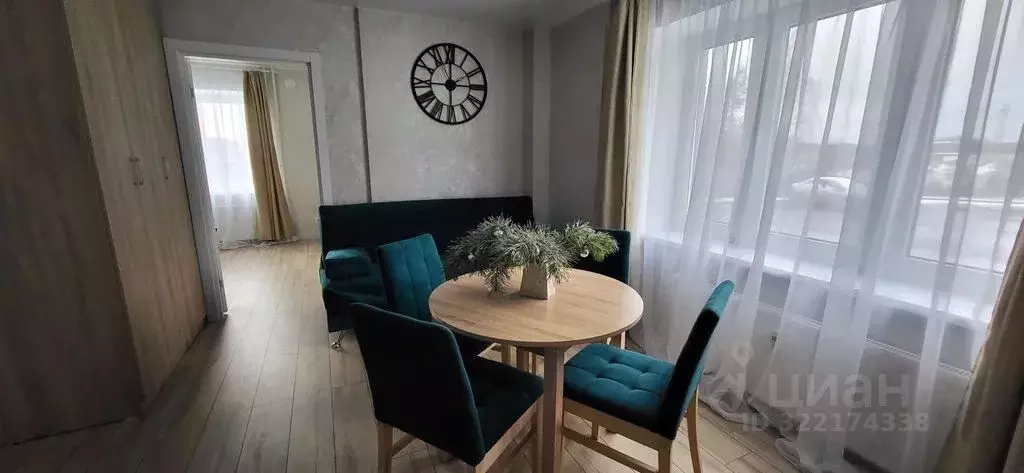 1-к кв. Псковская область, Псков ул. Ижорского Батальона, 41 (40.0 м) - Фото 1