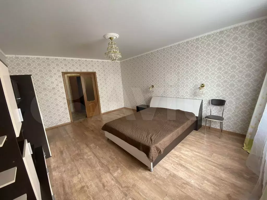 1-к. квартира, 56,5 м, 5/15 эт. - Фото 1