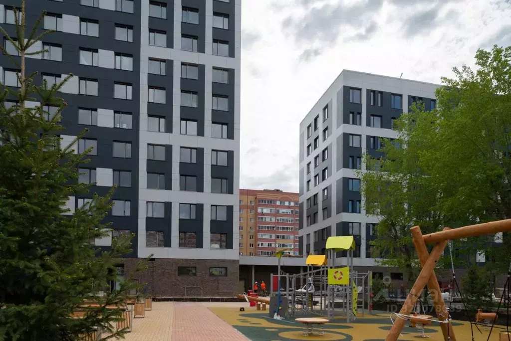 Студия Тюменская область, Тюмень Мелиораторов мкр, ул. Мелиораторов, ... - Фото 1