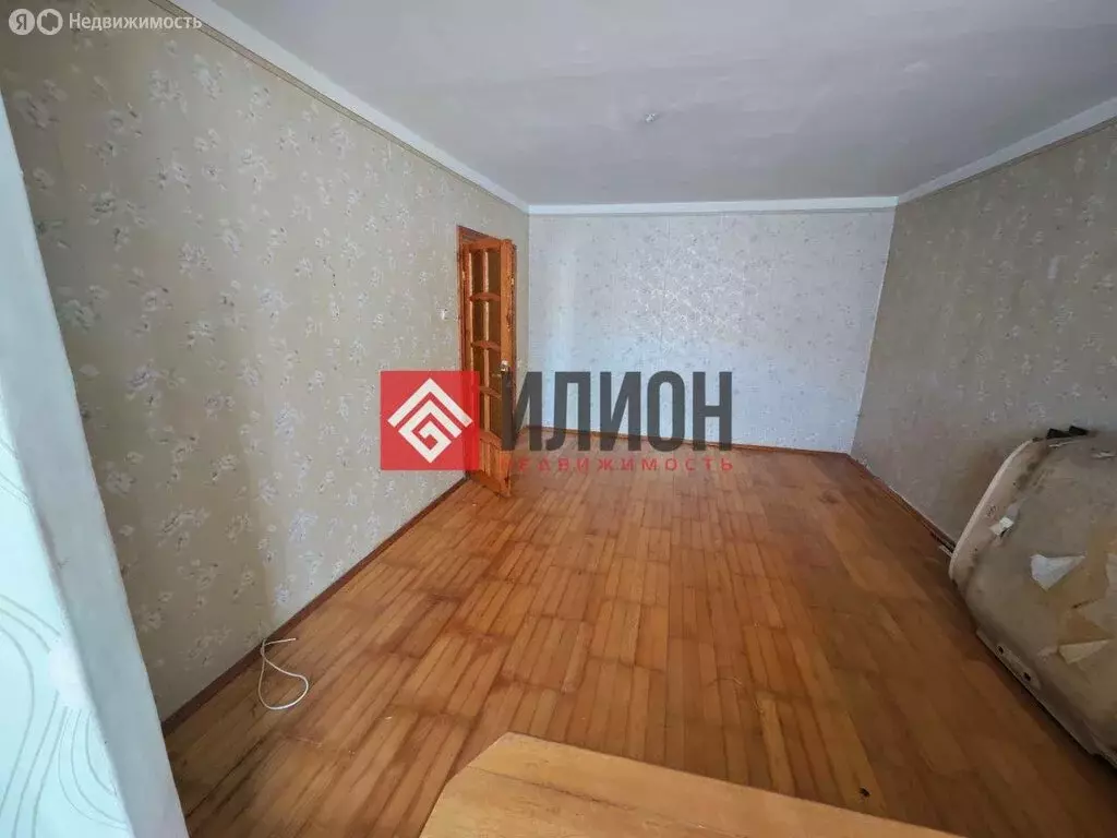 2-комнатная квартира: Ялта, улица Ворошилова, 6к1 (63.1 м) - Фото 0