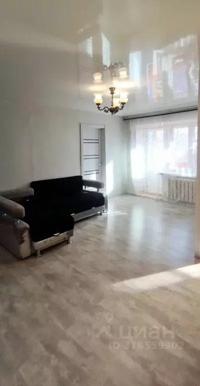 2-к кв. Кировская область, Кирово-Чепецк просп. Мира, 70 (42.0 м) - Фото 0