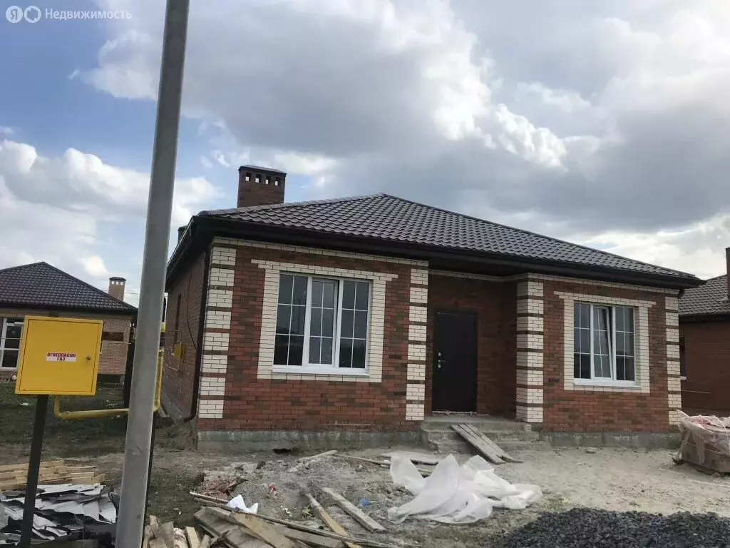 Дом в Ростов-на-Дону, улица Оганова (90 м) - Фото 1