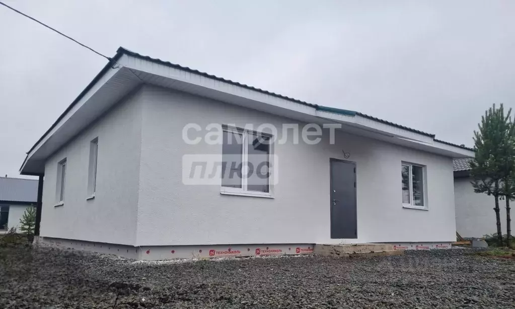 Коттедж в Свердловская область, Полевской муниципальный округ, с. ... - Фото 1