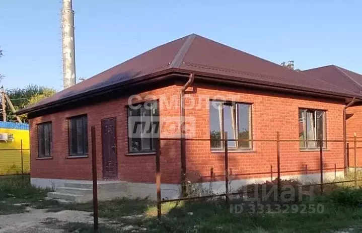 Дом в Краснодарский край, Темрюк Звездная ул., 1 (99 м) - Фото 1